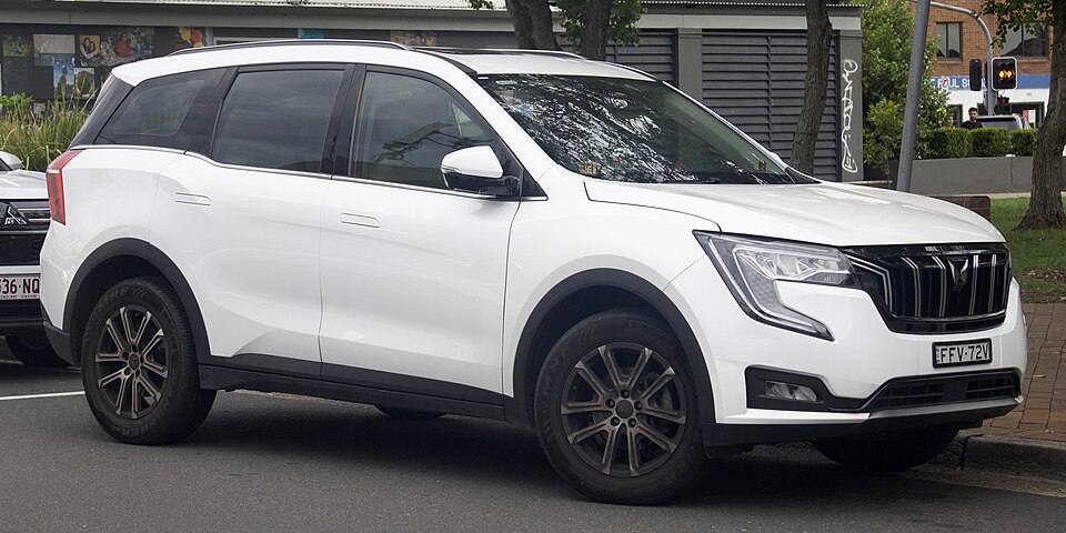Mahindra XUV700 representative vehicle photo
